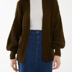 Edge To Edge Knitted Short Cardigan